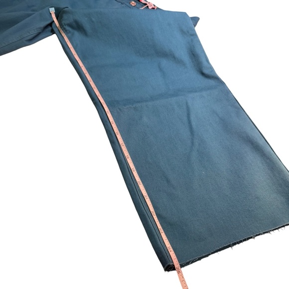 YMI - Cropped Teal Jeans - size Med NWT - Picture 11 of 15